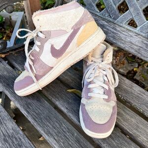 Nike Air Jordan 1 Mid SE Craft Inside Out- Taupe Haze